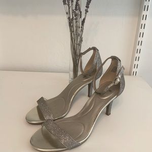 SPECIAL OCCASION READY! Jewel Studded Sandals